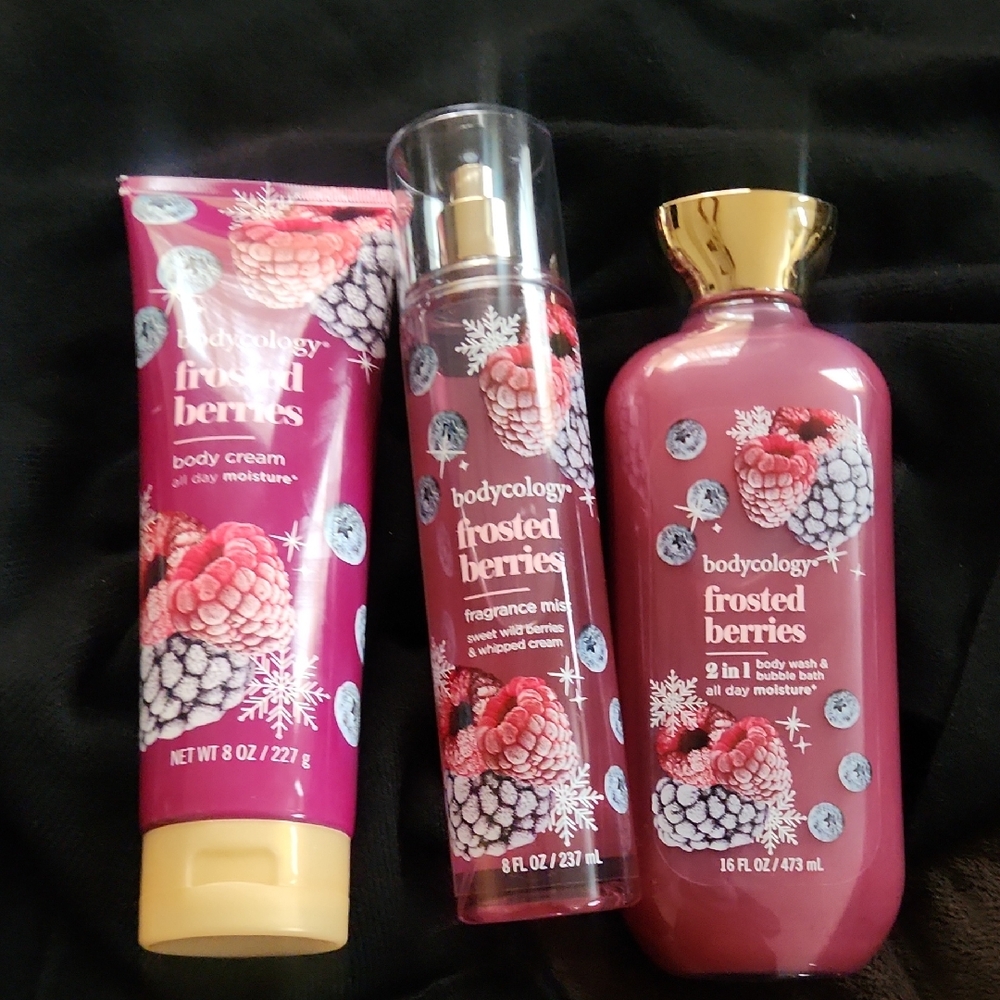 Bodycology Frosted Berries Body Wash - Berry Pink